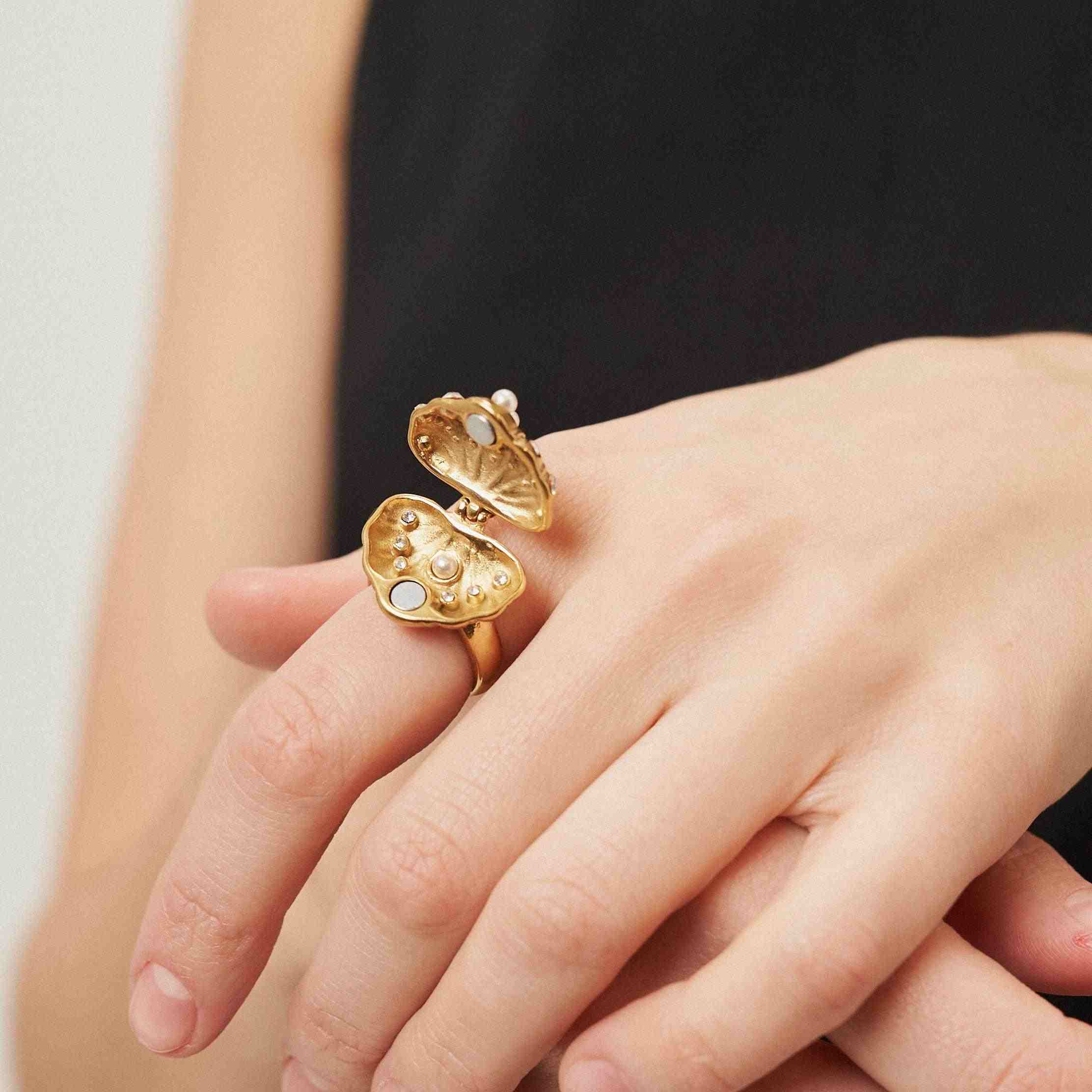 Wearing Pearlora - Buy 18k Gold plated Shell Pearl Ring Online.