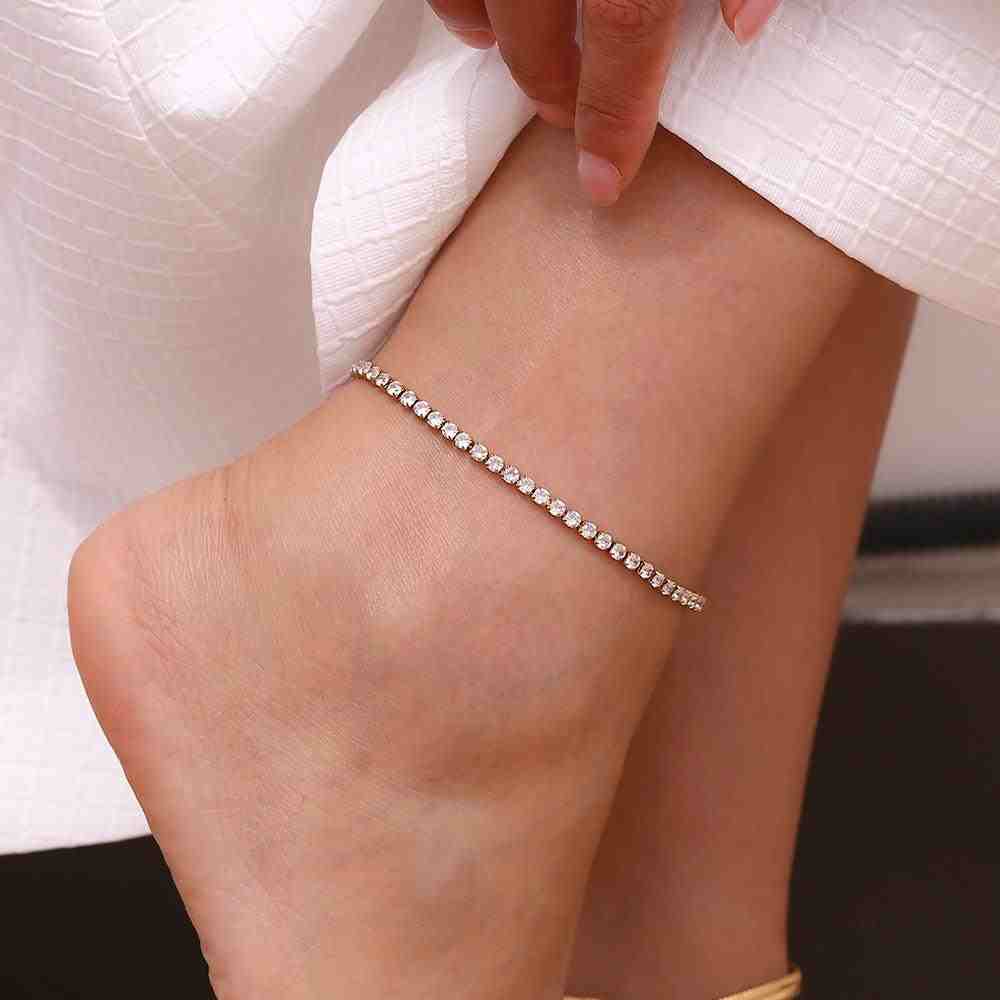 Girl Wearing Terezo - Gold Chain Anklet. Buy Online at Mithra and Co.