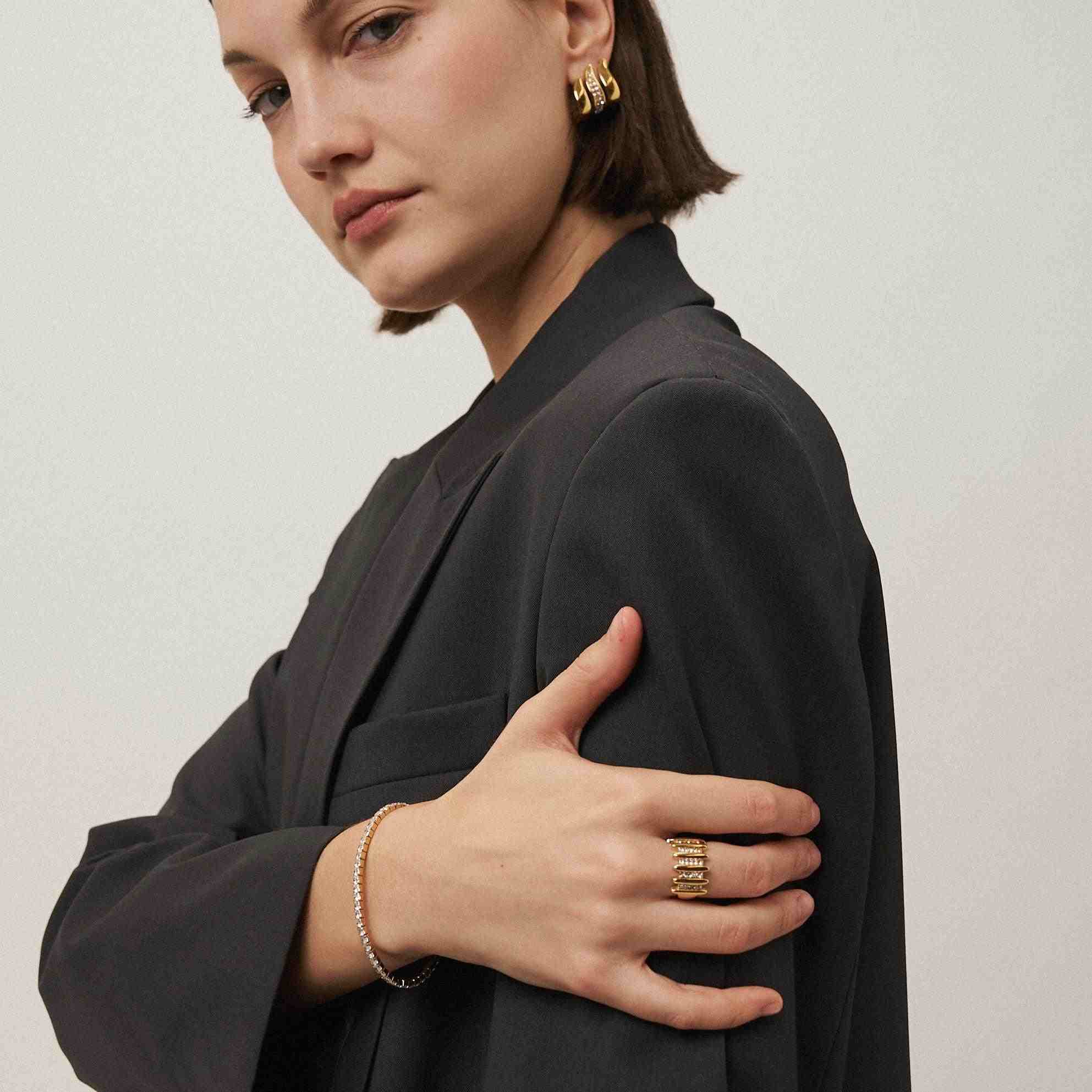 Shop 18k Gold Plated Ring with Lines Online at Mithra and Co.