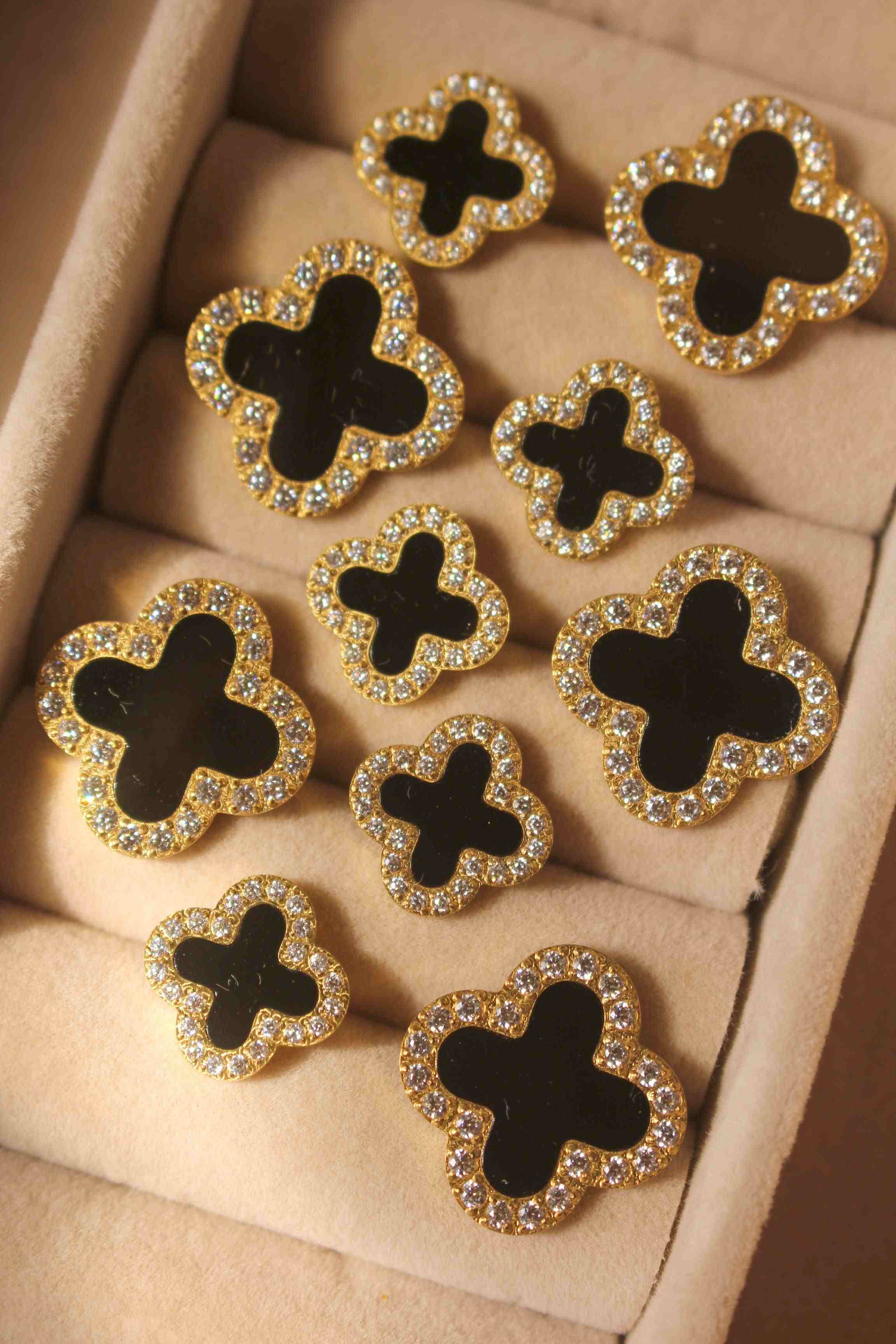 Girl wearing Midnight clover flower ring. Shop 18k Gold Plated at Mithra and Co Pakistan.