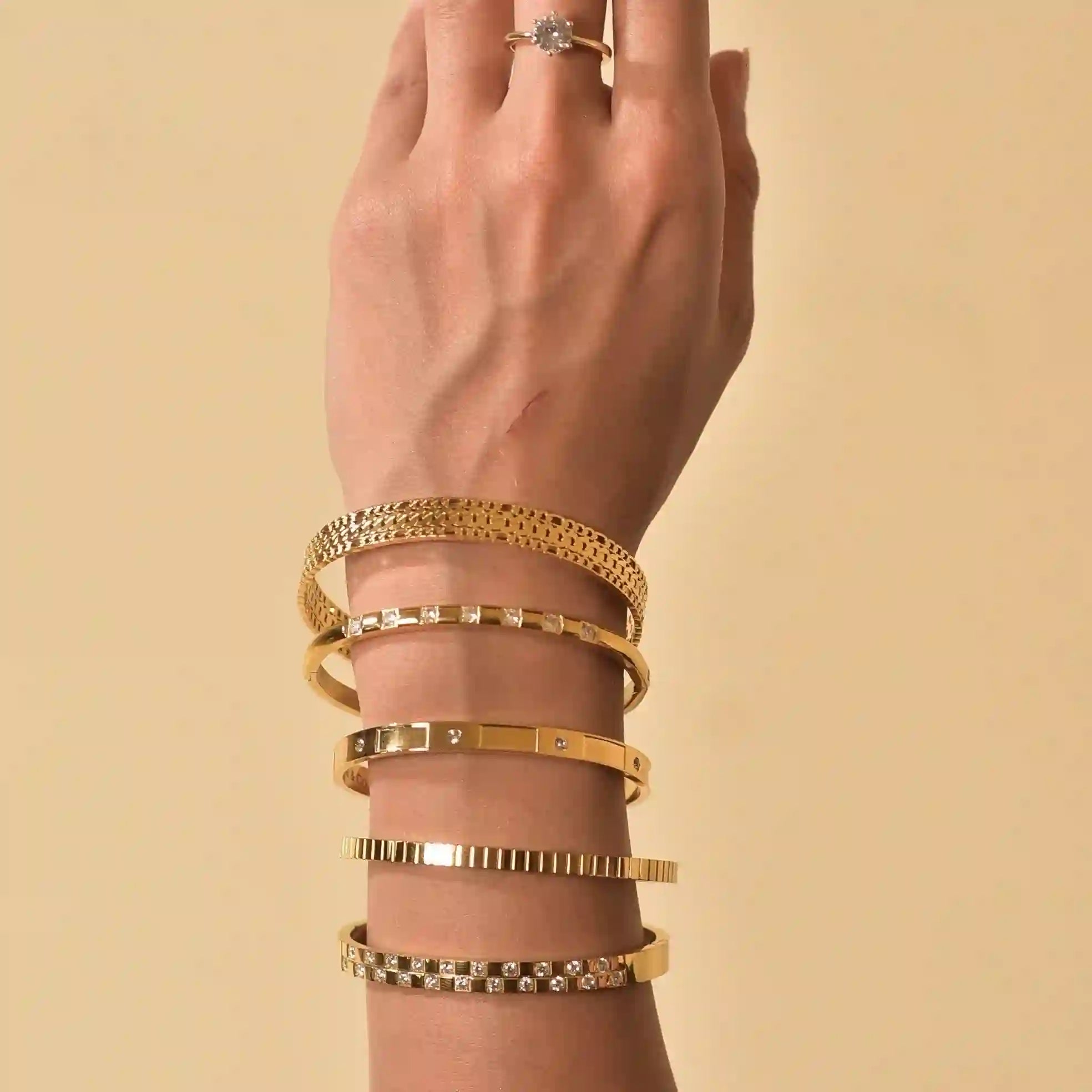 Claro Cuff