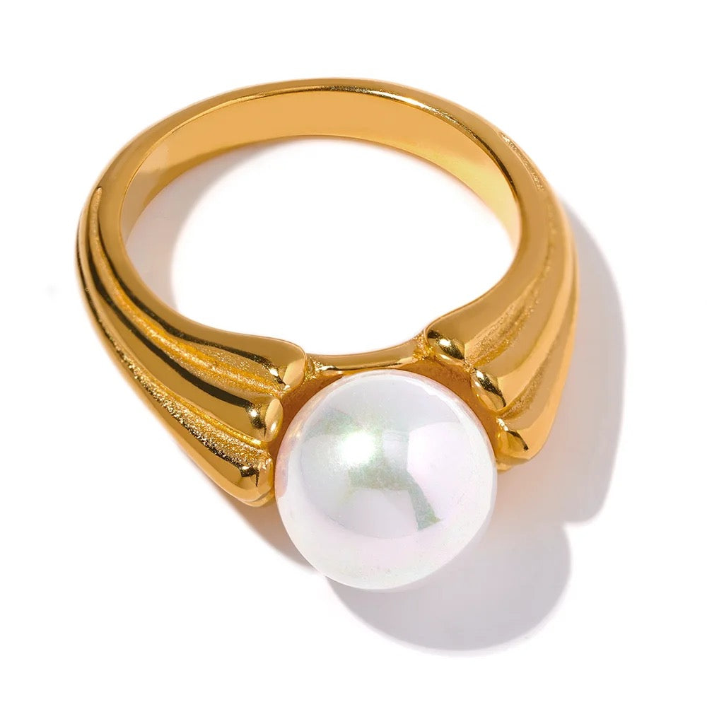 Statement Biwa Pearl Ring